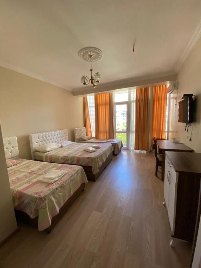 באטומי Hotel Eurasia מראה חיצוני תמונה
