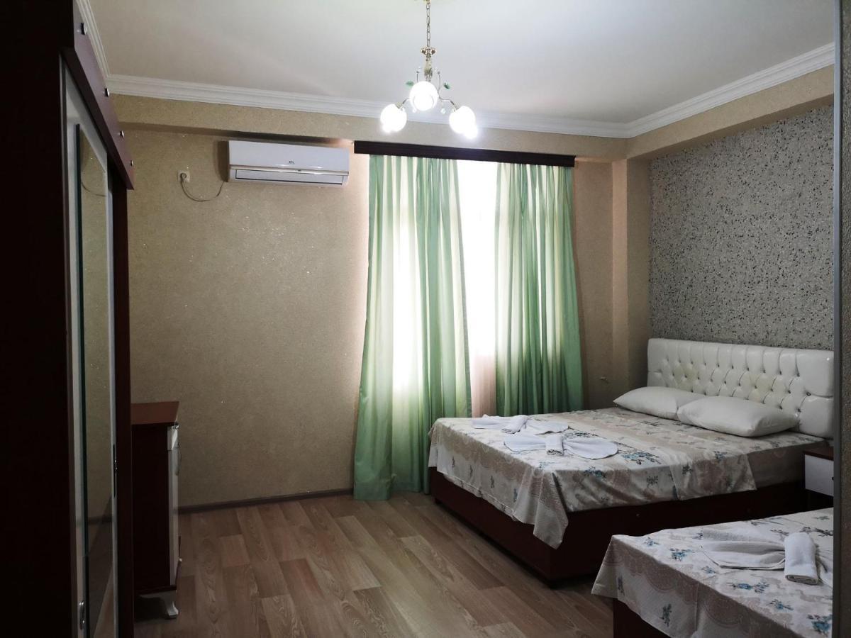 באטומי Hotel Eurasia מראה חיצוני תמונה