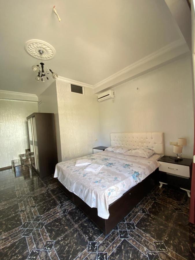 באטומי Hotel Eurasia מראה חיצוני תמונה