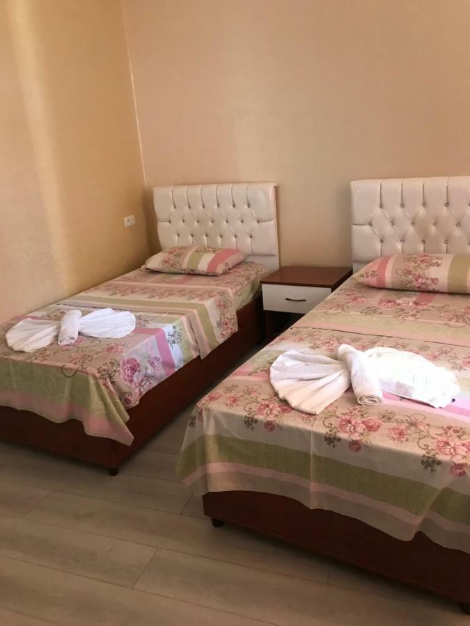 באטומי Hotel Eurasia מראה חיצוני תמונה